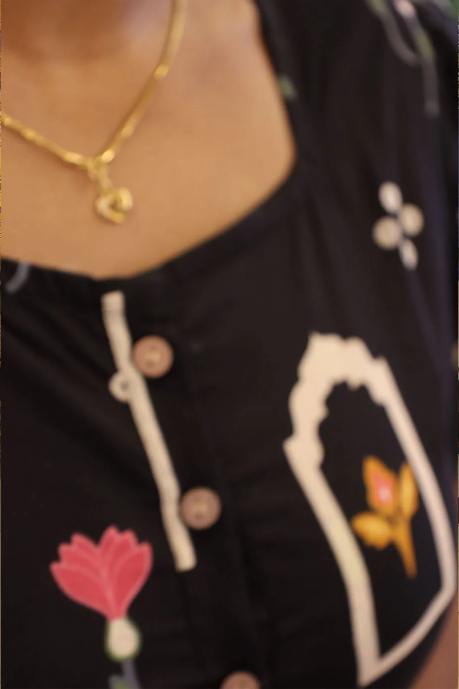 Cotton breathable frocks Black floral-closeup