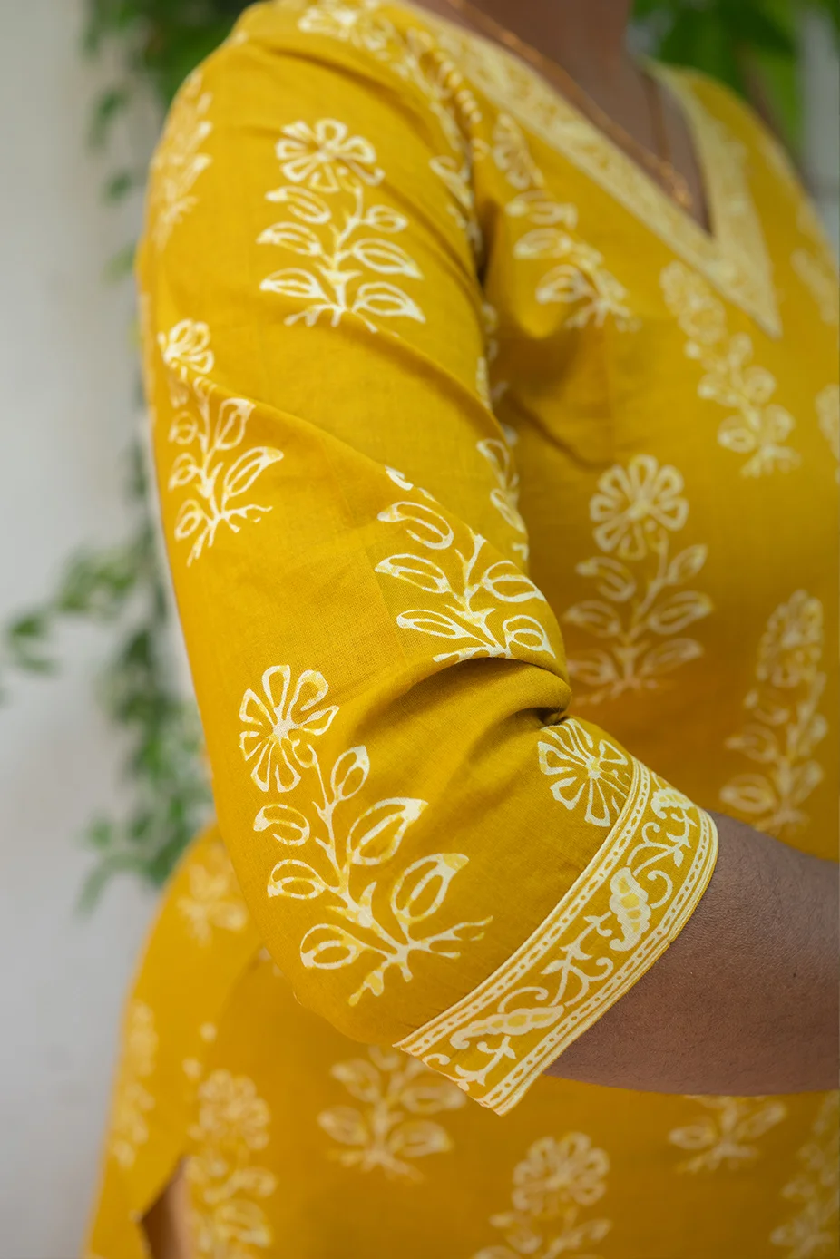 Cottom Straight V Neck Border Short Top Golden Yellow - Image 4
