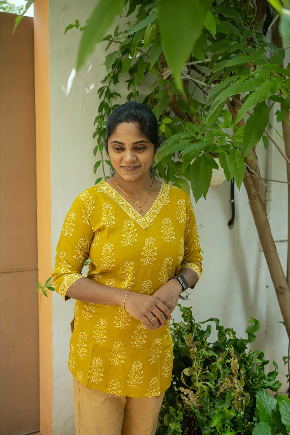 Cottom Straight V Neck Border Short Top Golden Yellow - Image 2