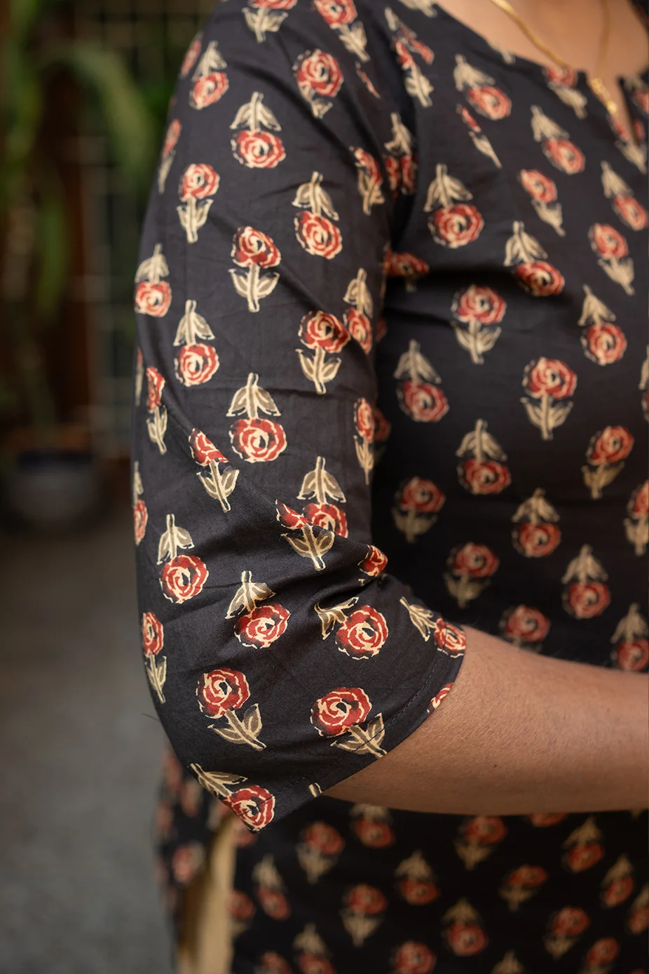 Cotton Straight Decollete Top Black Rose - Image 4